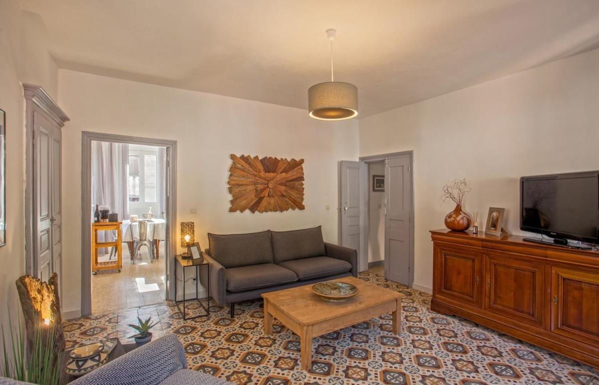 Casa Torra Lägenhet Omessa Exteriör bild